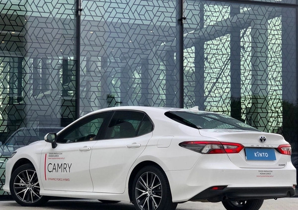 Toyota Camry cena 169900 przebieg: 7509, rok produkcji 2023 z Polanów małe 596